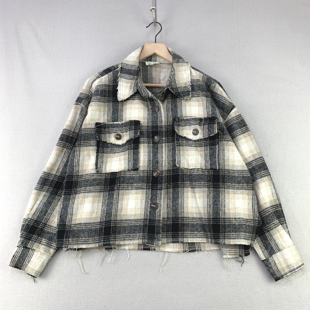 La Miel Plaid Shacket Women S Black Cream Raw Hem Button Up Cropped Oversizd
